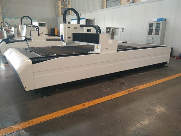 1000W 2000W 3000W 4000W 6Kw-Fibro-Lasera Tondilo-Maŝino por Metala Plato