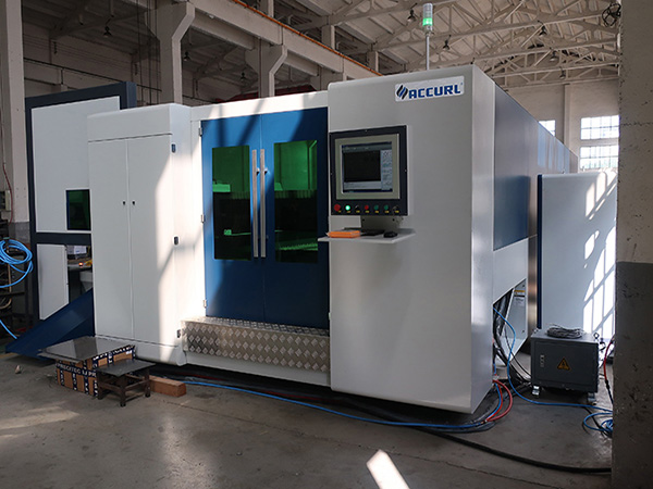 3000W Fibra Lasera Tranĉaĵa Maŝino kun Duobla Pallet Changer