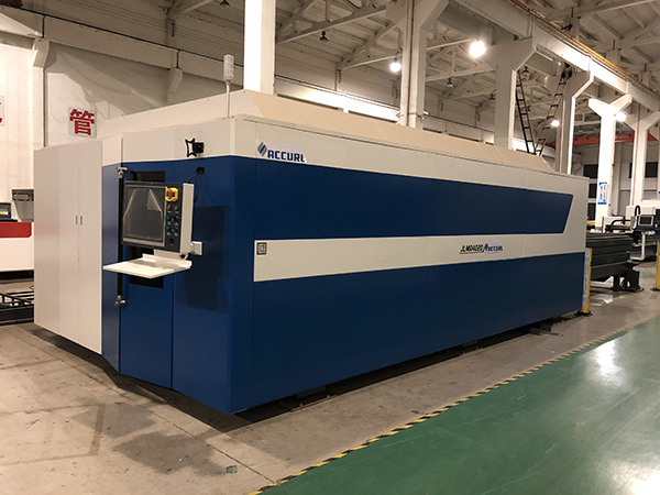 Plena Fermita Paleja Ŝanĝilo Fibro Lasera Tubo kaj Folio-Metalo Tranĉanta Maŝinon